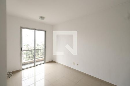 Sala de apartamento para alugar com 3 quartos, 60m² em Vila California, São Paulo