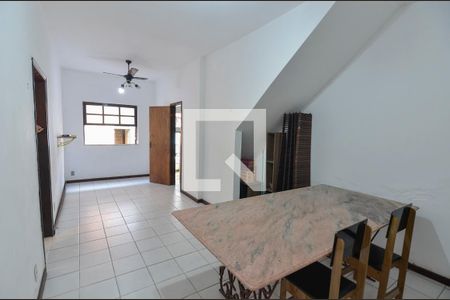 Casa à venda com 3 quartos, 128m² em Benfica, Rio de Janeiro