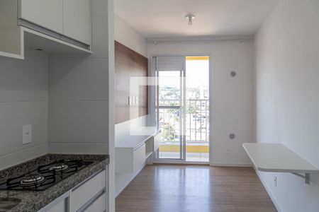 Sala/Cozinha de apartamento para alugar com 1 quarto, 25m² em Vila Brasil, São Paulo