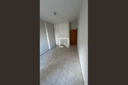 Quarto de apartamento para alugar com 3 quartos, 67m² em Centro, Uberlândia