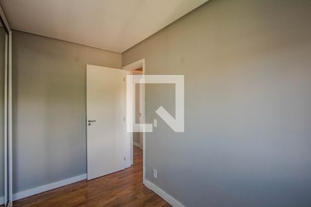 Quarto 1 de apartamento para alugar com 2 quartos, 70m² em São Sebastião, Porto Alegre