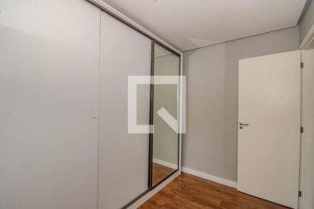 Quarto 2 de apartamento para alugar com 3 quartos, 70m² em São Sebastião, Porto Alegre
