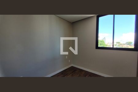 suite  de apartamento à venda com 2 quartos, 83m² em Centro, Betim