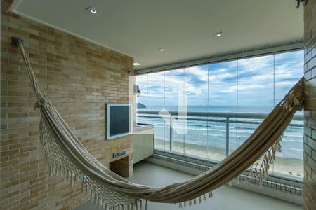 Sacada  de apartamento para alugar com 3 quartos, 94m² em Guilhermina, Praia Grande