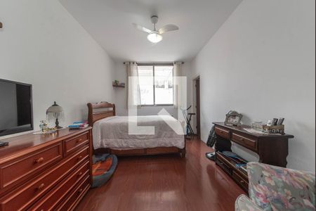 Suite de casa à venda com 3 quartos, 180m² em Vila Cordeiro, São Paulo