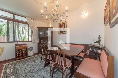 Sala de casa à venda com 3 quartos, 180m² em Vila Cordeiro, São Paulo