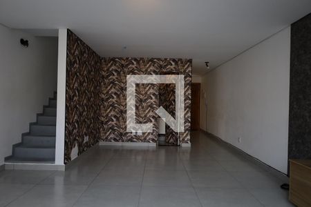 Casa para alugar com 3 quartos, 120m² em Jardim Consorcio, São Paulo