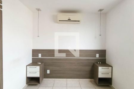 Quarto 1 de apartamento para alugar com 2 quartos, 45m² em Campo Grande, Rio de Janeiro
