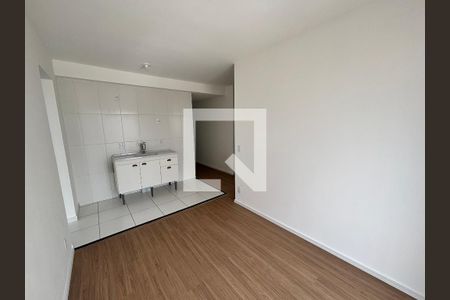 sala de apartamento para alugar com 2 quartos, 40m² em Jardim Maringa, São Paulo
