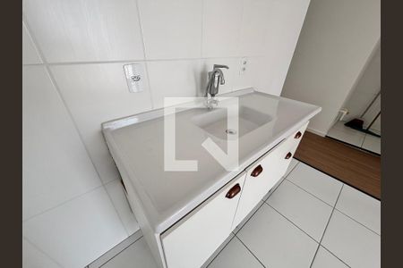 Cozinha de apartamento para alugar com 2 quartos, 40m² em Jardim Maringa, São Paulo