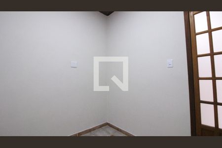 Quarto 1 de casa para alugar com 2 quartos, 130m² em Jardim Ana Rosa, São Paulo