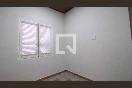 Quarto 1 de casa para alugar com 2 quartos, 130m² em Jardim Ana Rosa, São Paulo