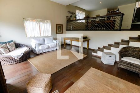 Sala 1 de casa para alugar com 4 quartos, 380m² em Vila Sonia, São Paulo