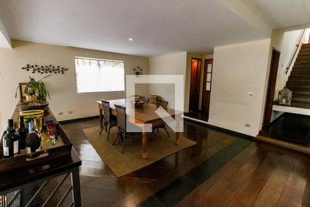 Sala 2 de casa para alugar com 4 quartos, 380m² em Vila Sonia, São Paulo