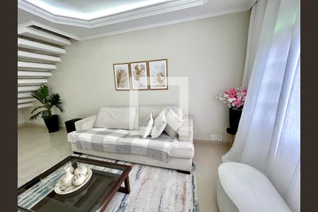 Sala de casa à venda com 4 quartos, 298m² em Macedo, Guarulhos