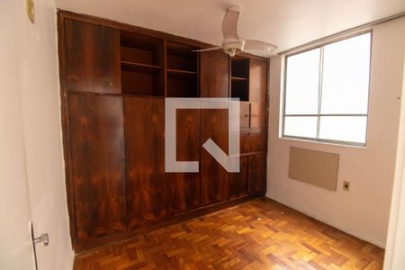 Quarto 1 de apartamento à venda com 2 quartos, 60m² em Santa Rosa, Niterói