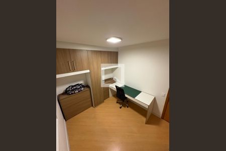 Quarto de apartamento à venda com 3 quartos, 74m² em Jardim Ubirajara, São Paulo