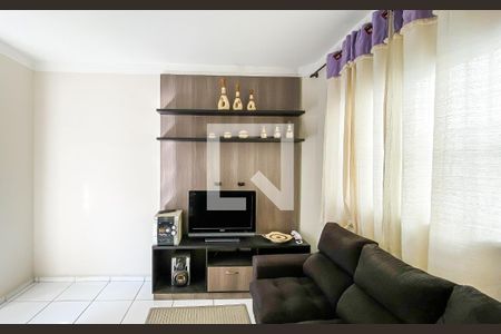 Casa de Condomínio à venda com 2 quartos, 57m² em Parque Boturussu, São Paulo