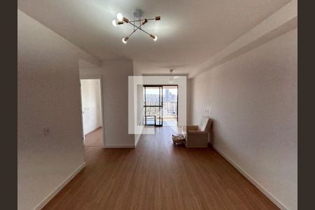 Sala  de apartamento à venda com 3 quartos, 77m² em Santo Amaro, São Paulo