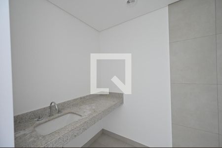 Banheiro Social de kitnet/studio para alugar com 1 quarto, 24m² em Vila Clementino, São Paulo