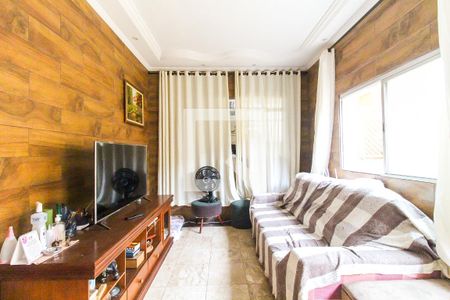 Sala de casa de condomínio à venda com 3 quartos, 120m² em Itaquera, São Paulo