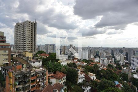 Varanda da Sala - Vista de apartamento para alugar com 2 quartos, 65m² em São Lucas, Belo Horizonte