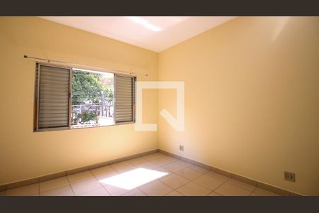 Quarto 1 de casa para alugar com 3 quartos, 200m² em Jardim Planalto, São Paulo
