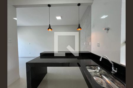 Cozinha de casa à venda com 3 quartos, 89m² em Céu Azul, Belo Horizonte