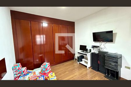 Quarto 1 de casa para alugar com 3 quartos, 165m² em Jardim Santa Mena, Guarulhos
