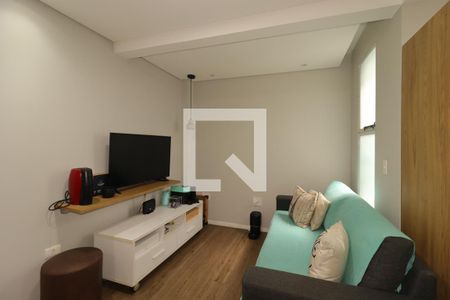 Sala de casa de condomínio à venda com 2 quartos, 97m² em Vila Eldizia, Santo André