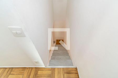 Hall do 2º andar de casa para alugar com 2 quartos, 60m² em Penha, Rio de Janeiro