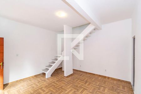 Sala de casa para alugar com 2 quartos, 60m² em Penha, Rio de Janeiro