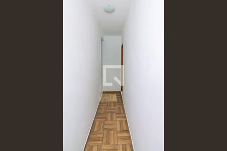 Hall do 2º andar de casa para alugar com 2 quartos, 60m² em Penha, Rio de Janeiro