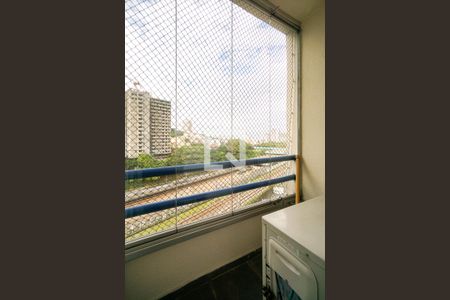 Varanda do quarto 01 de apartamento para alugar com 2 quartos, 52m² em Vila Granada, São Paulo