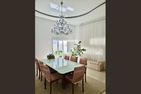 Sala de casa de condomínio à venda com 4 quartos, 272m² em Swiss Park, Campinas