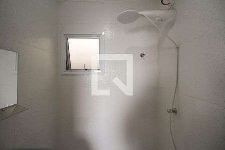 Banheiro de apartamento para alugar com 1 quarto, 30m² em Vila Primavera, São Paulo
