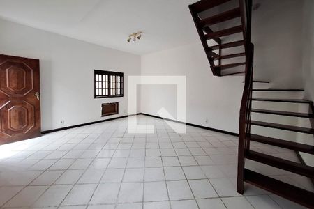 Sala de casa à venda com 3 quartos, 120m² em São Francisco, Niterói