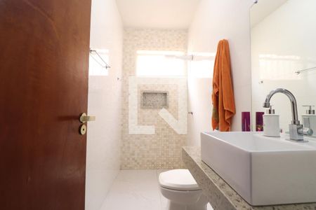 Banheiro Social de casa para alugar com 3 quartos, 180m² em Jardim Patricia, Uberlândia