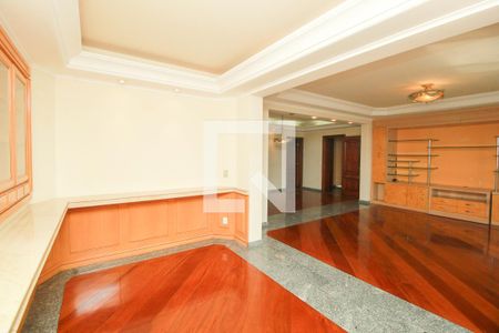 sala de estar de apartamento para alugar com 5 quartos, 300m² em Vila Bastos, Santo André