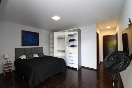 Suíte de casa para alugar com 4 quartos, 182m² em Pilarzinho, Curitiba