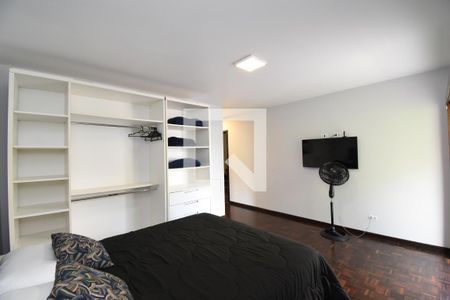 Suíte de casa para alugar com 4 quartos, 182m² em Pilarzinho, Curitiba