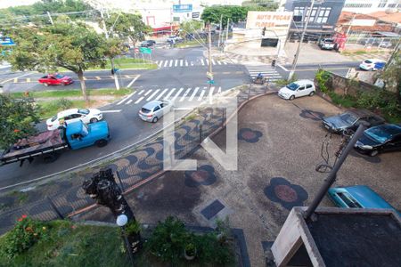 VISTA DA SALA de apartamento para alugar com 3 quartos, 70m² em Vila Joao Jorge, Campinas