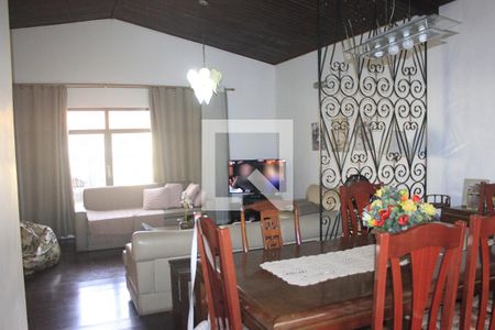 Sala de jantar de casa à venda com 3 quartos, 250m² em Jardim Santa Mena, Guarulhos