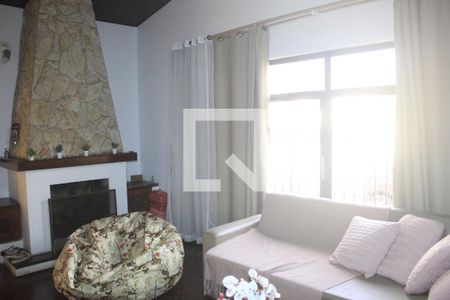 Sala de casa à venda com 3 quartos, 250m² em Jardim Santa Mena, Guarulhos