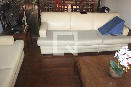 Sala de casa à venda com 3 quartos, 250m² em Jardim Santa Mena, Guarulhos