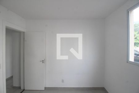 Quarto 1 de apartamento para alugar com 2 quartos, 54m² em Jardim Jasmim, Nova Iguaçu