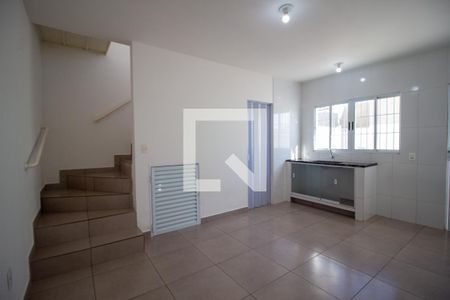 Sala de casa para alugar com 1 quarto, 55m² em Vila Bom Jesus, Sorocaba