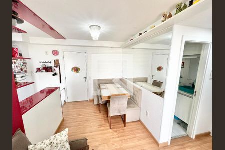 Sala de apartamento para alugar com 2 quartos, 43m² em Santa Teresinha, São Paulo