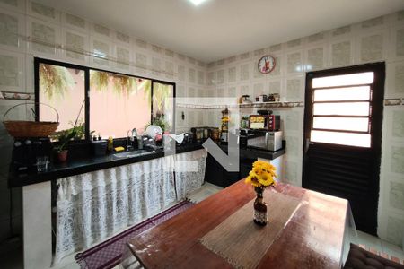 Casa à venda com 3 quartos, 115m² em Jardim Santo Antonio, Campinas
