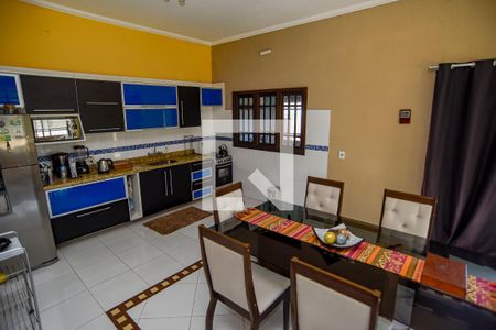 Cozinha de casa para alugar com 4 quartos, 245m² em Viamópolis, Viamão